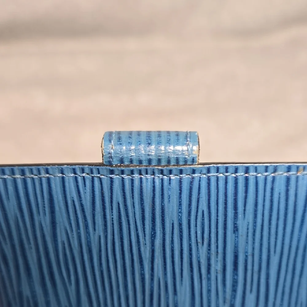 Louis Vuitton Blue Epi Agenda CA 1916